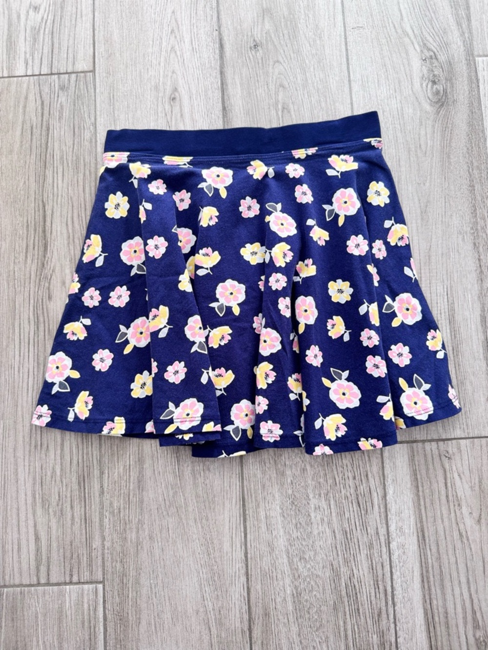 Gymboree Navy Floral Skirt with Pink & Yellow Flowers Size Large (10-12)